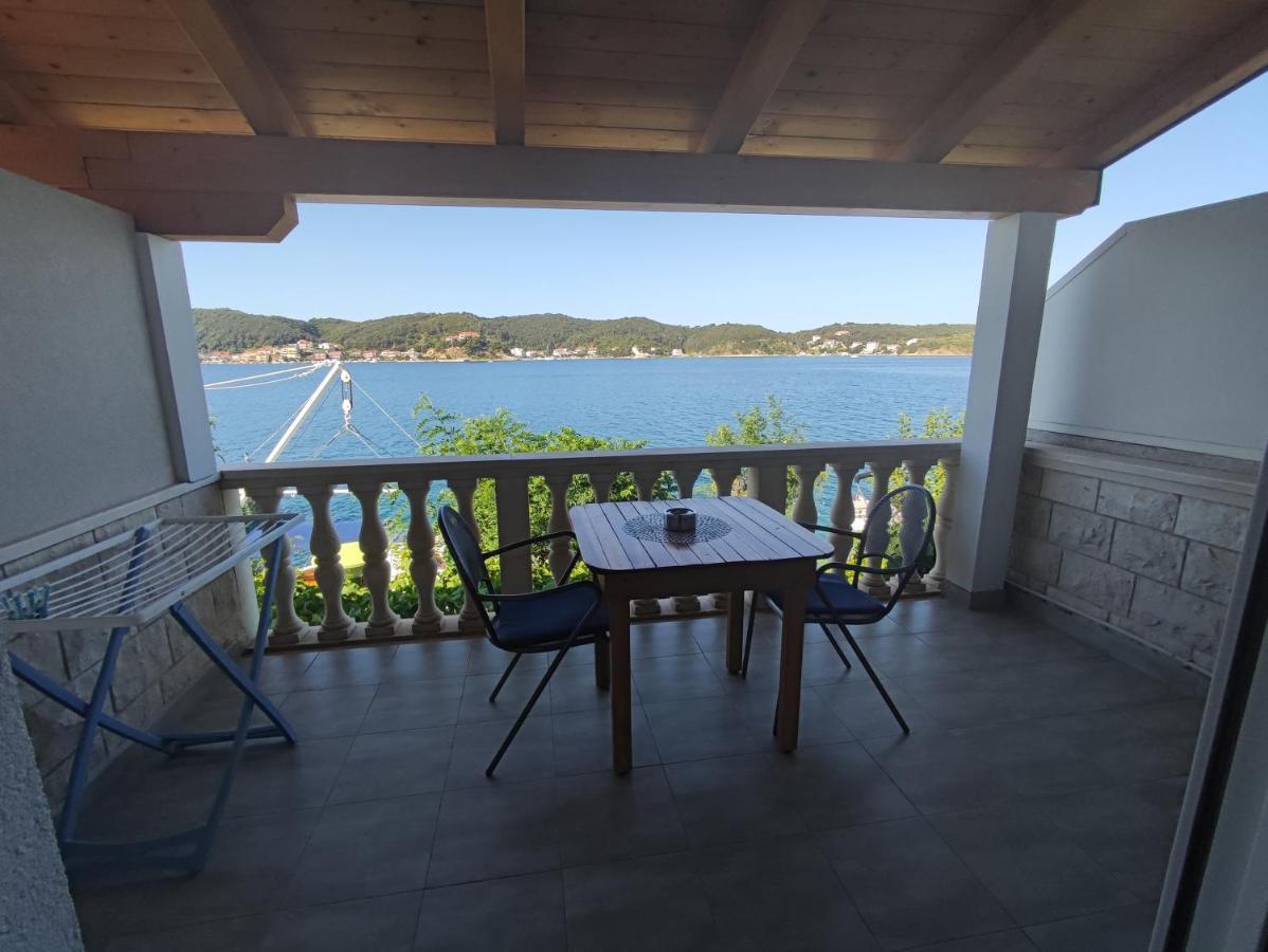 Apartmani Andela Kordic Supetarska Draga Exterior foto