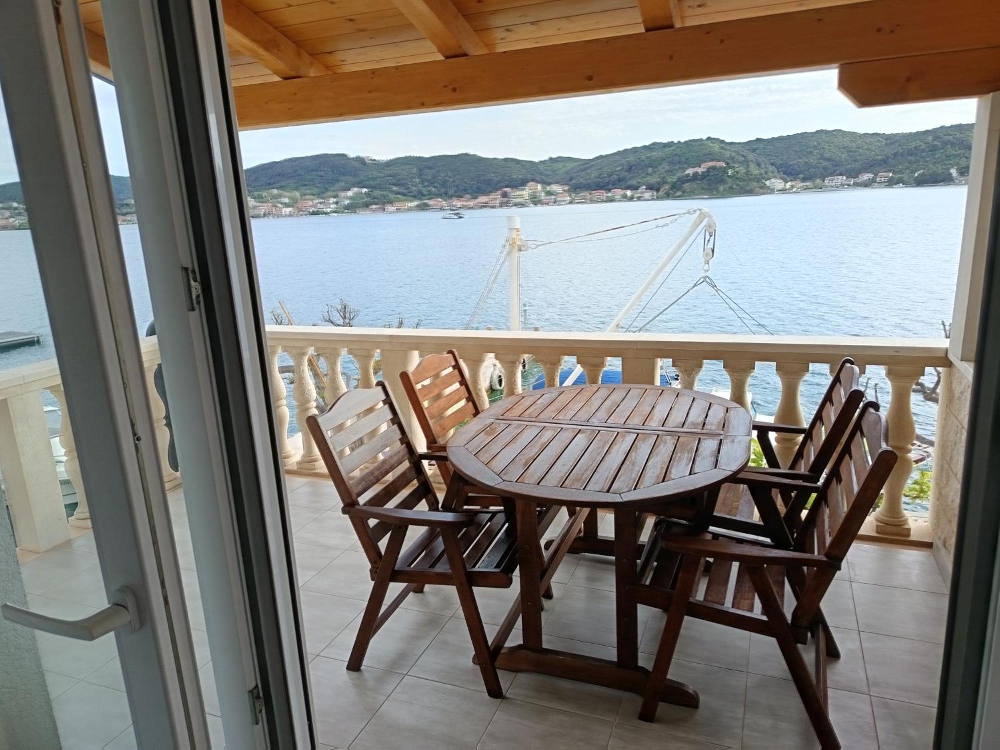 Apartmani Andela Kordic Supetarska Draga Exterior foto